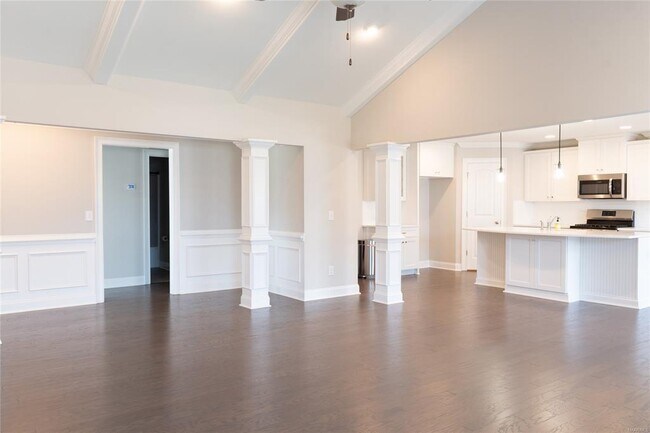 Building Photo - 923 Wheat Ridge Dr