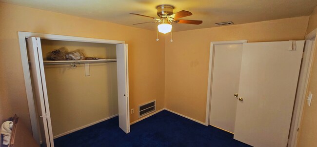 Building Photo - 1522 Butterfield Dr