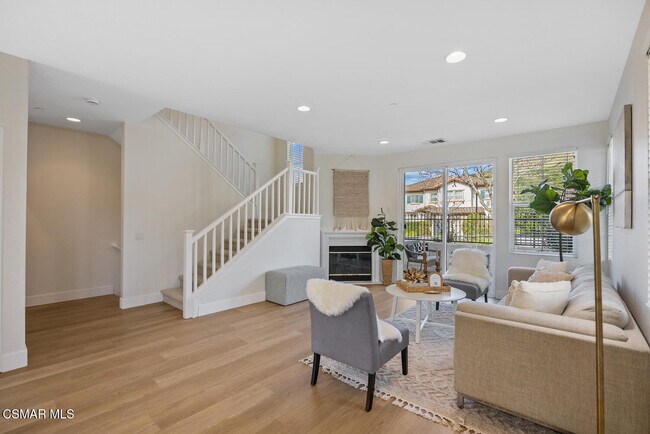 Building Photo - 88 Via Katrina