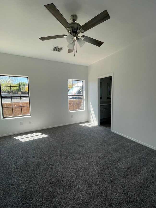 Building Photo - 3269 Orchid Way