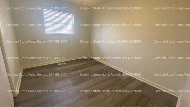 Building Photo - 5808 Del Prado St