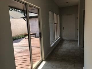 Building Photo - 2422 Clippers Cove Dr