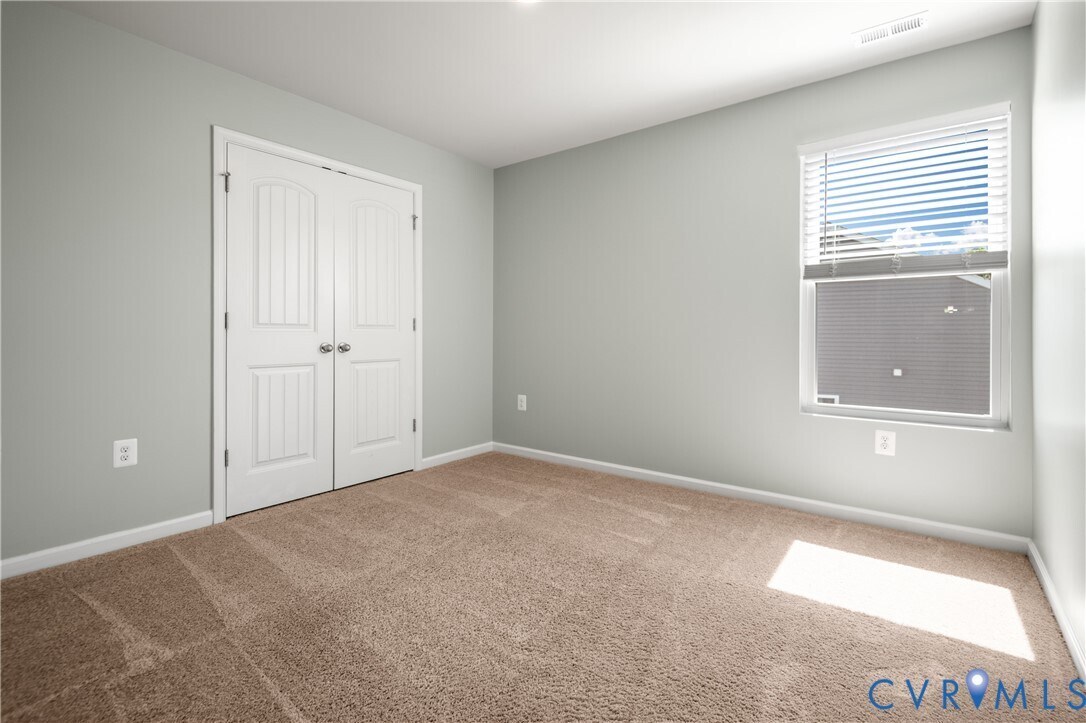 Building Photo - 2854 Meadowview Blvd