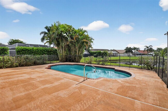 Building Photo - 9645 El Clair Ranch Rd