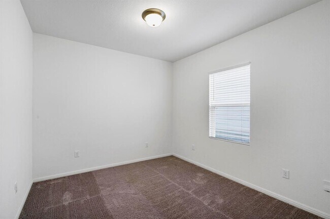Building Photo - 19608 Caymus Dr