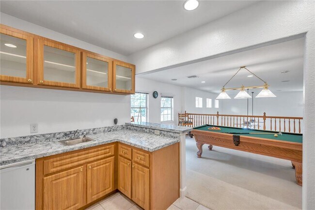 Building Photo - 1507 W Windhorst Rd