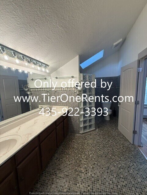 Building Photo - NO DEPOSIT option for qualified renters