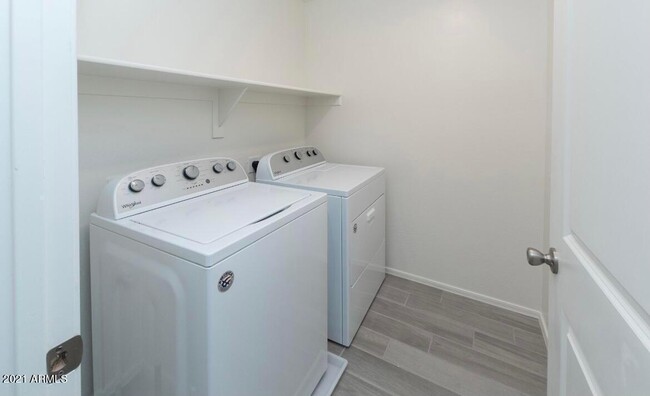 Building Photo - 7259 N 125th Dr