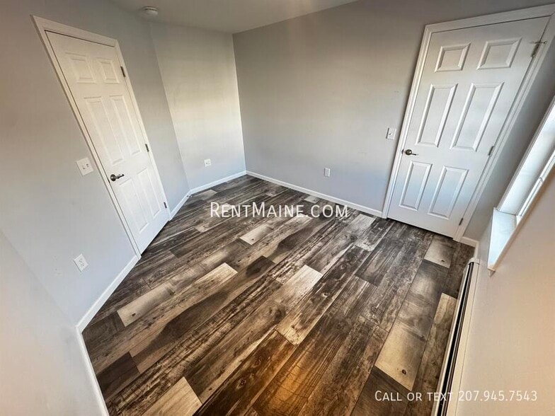 Building Photo - 110 Rocky Rdg Dr