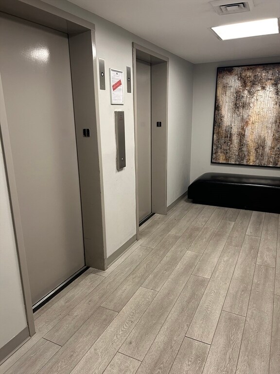 Building Photo - 77 Pond Ave