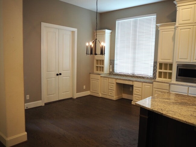 Building Photo - 2007 Greenvine Cir