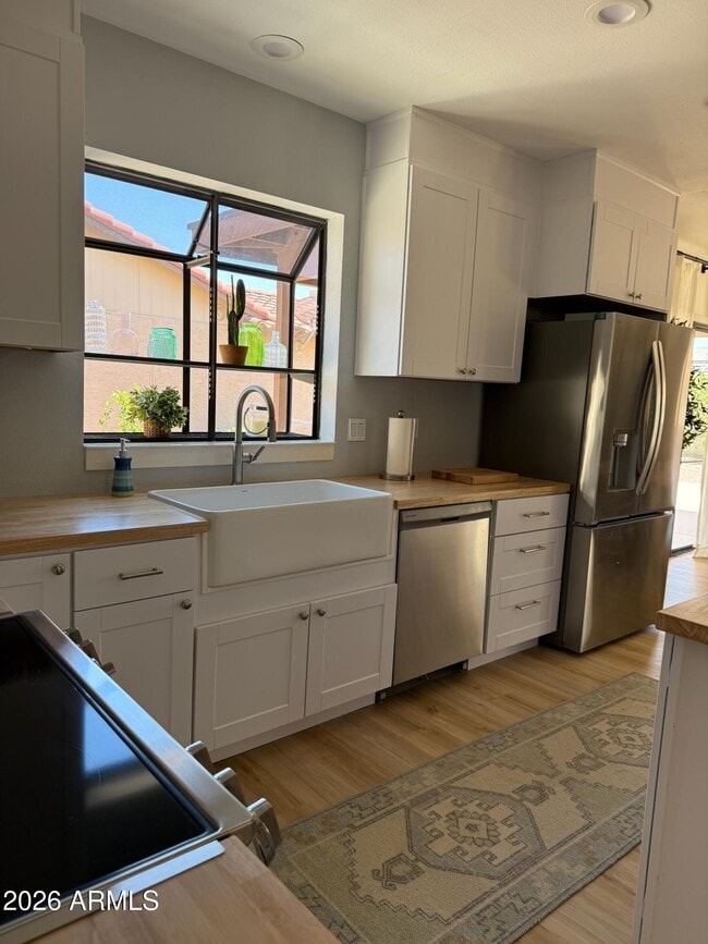 Building Photo - 26646 S New Town Dr