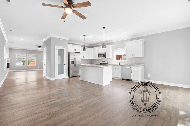 Building Photo - Charming 3-Bed Haven with 2.5 Baths in the Heart of Hampton!