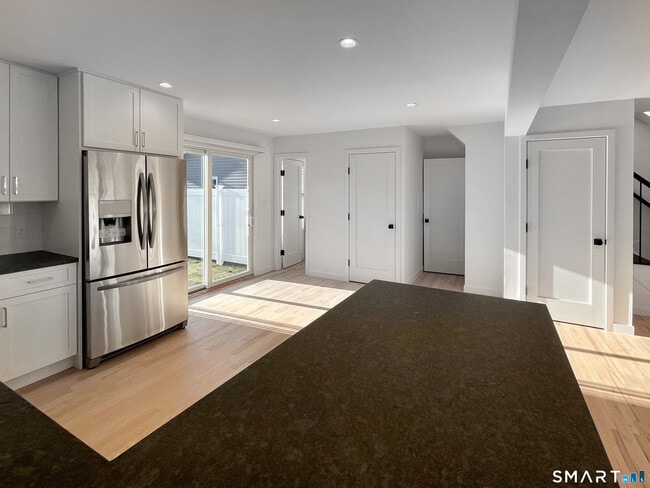 Building Photo - 59 Vitti St