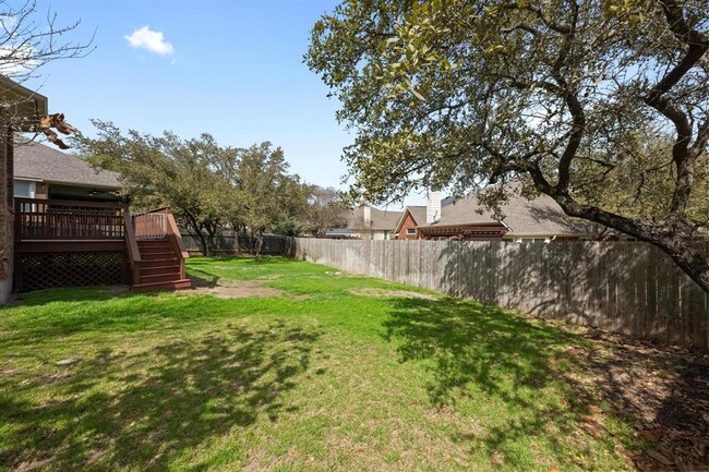 Building Photo - 1301 Horseback Hollow
