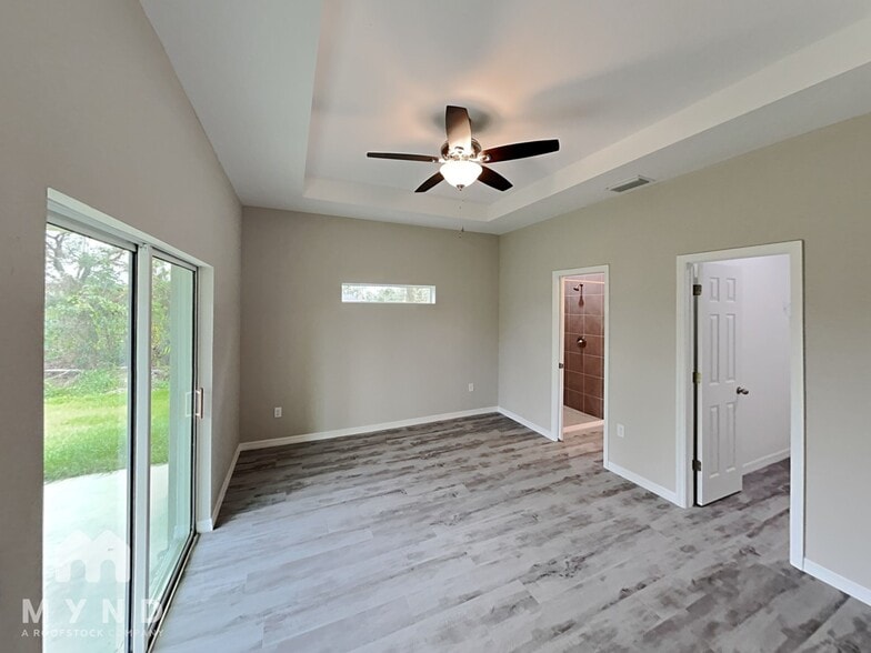 Building Photo - 4619 E Forlano Cir