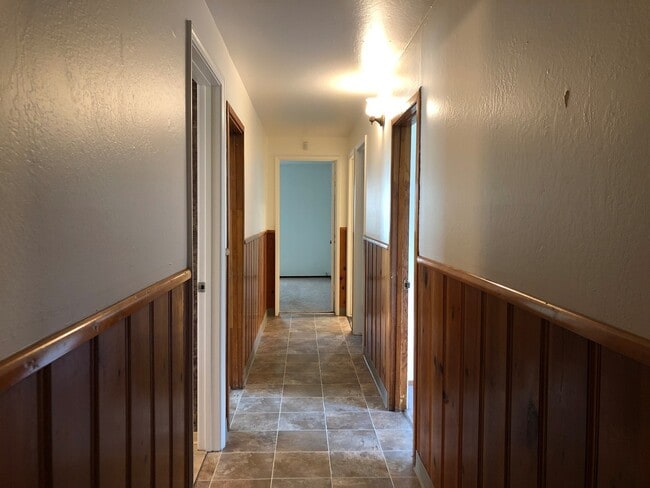 Building Photo - 1980 Sultana Dr