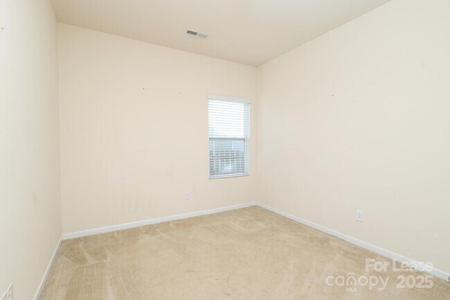 Building Photo - 1516 Sunflower Field Pl