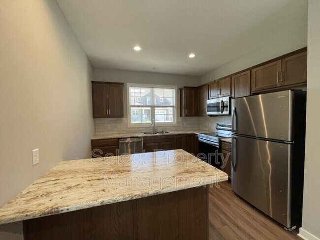 Building Photo - 5426 Copper Horse Trl
