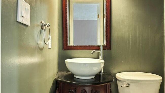 Building Photo - 7440 Hampton Blvd, E