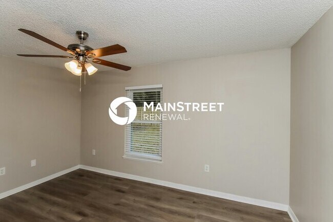 Building Photo - 4 Bedroom Pet-Friendly Home in Palm Bay, FL with Main Street Renewal