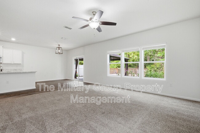 Building Photo - 7814 Meadow Walk Ln