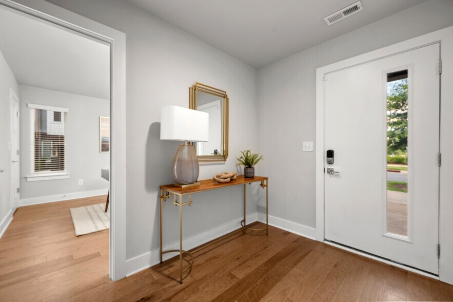Building Photo - 2104 Bryant Park Dr