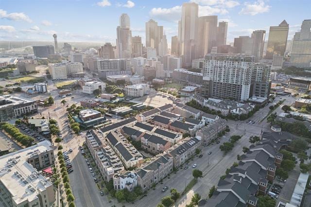 Building Photo - 2135 Marilla St