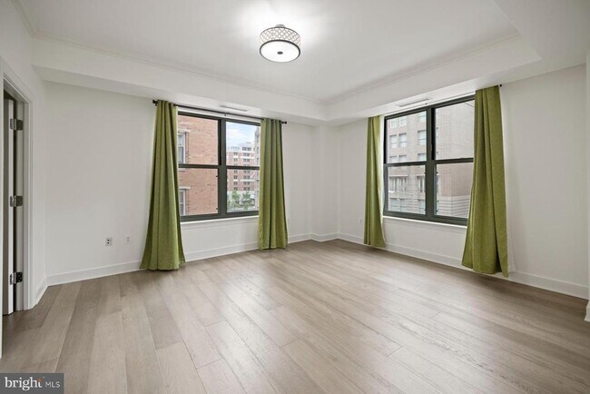 Building Photo - 2425 L St NW