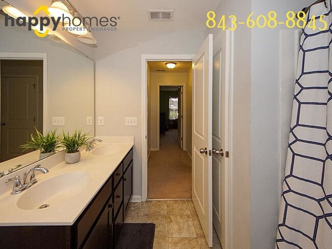 Building Photo - 3/2.5 Townhome located in the Landings at Montague in Goose Creek!