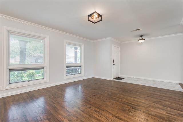 Building Photo - 3734 Crown Shore Dr