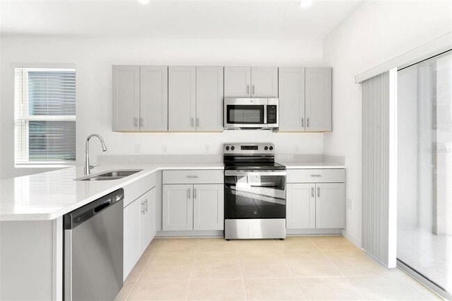 Building Photo - 2987 Skyline Lp