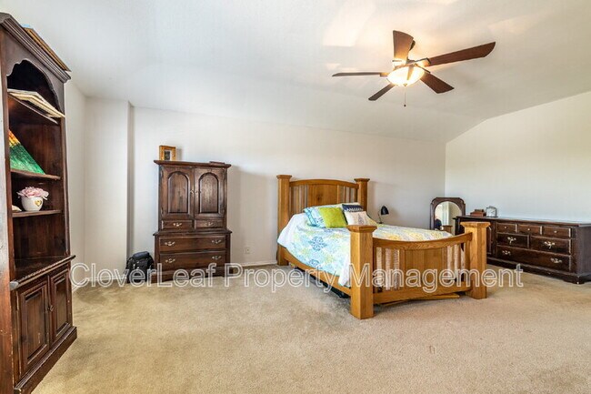 Building Photo - 9715 Justice Ln