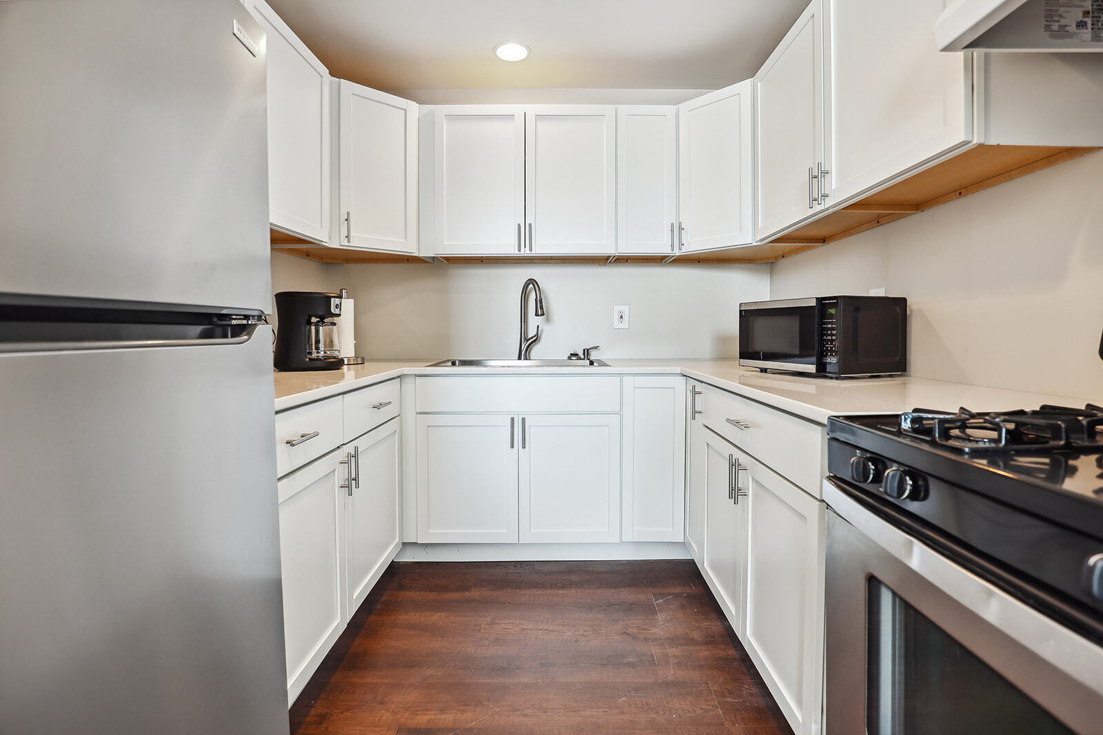 Building Photo - 5641 Cates Ave