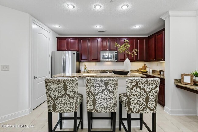 Building Photo - 4300 S Beach Pkwy