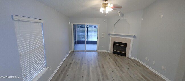 Building Photo - 2155 S Cranbrook Ave