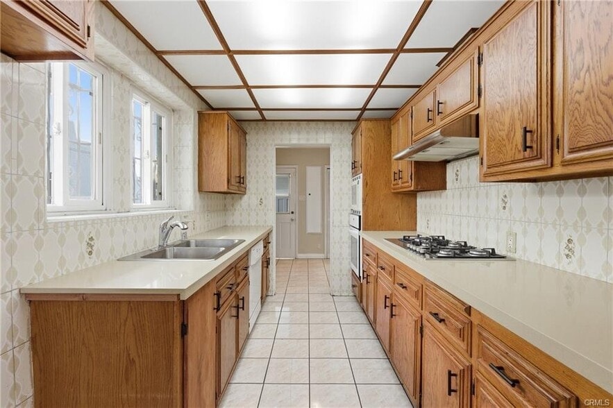 Building Photo - 238 S Detroit St