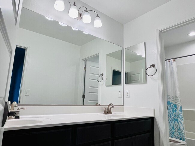 Building Photo - 14259 W Buckskin Trl