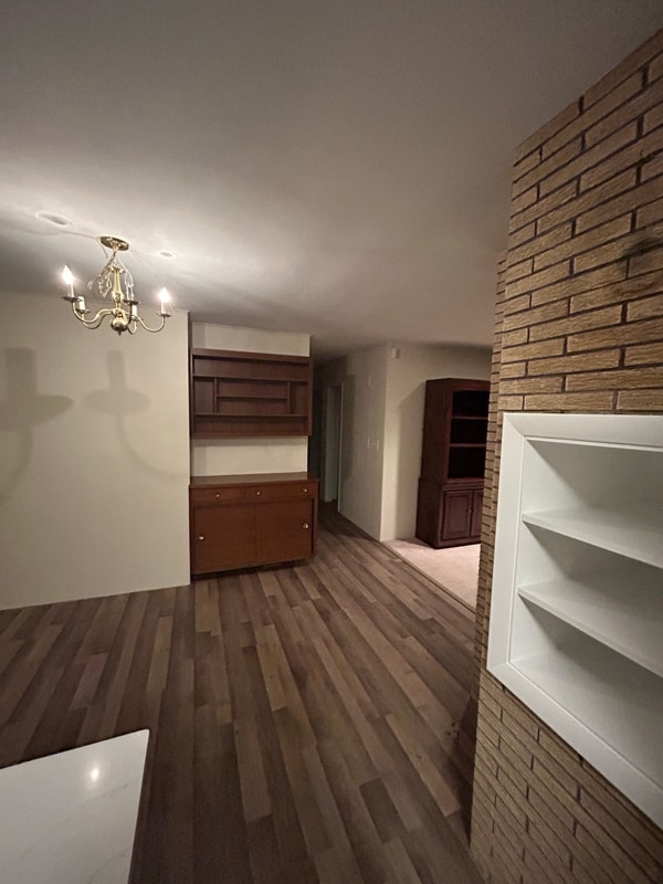 Building Photo - 5 Pine St