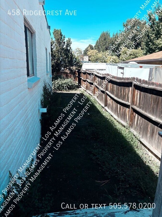 Building Photo - 458 Ridgecrest Ave