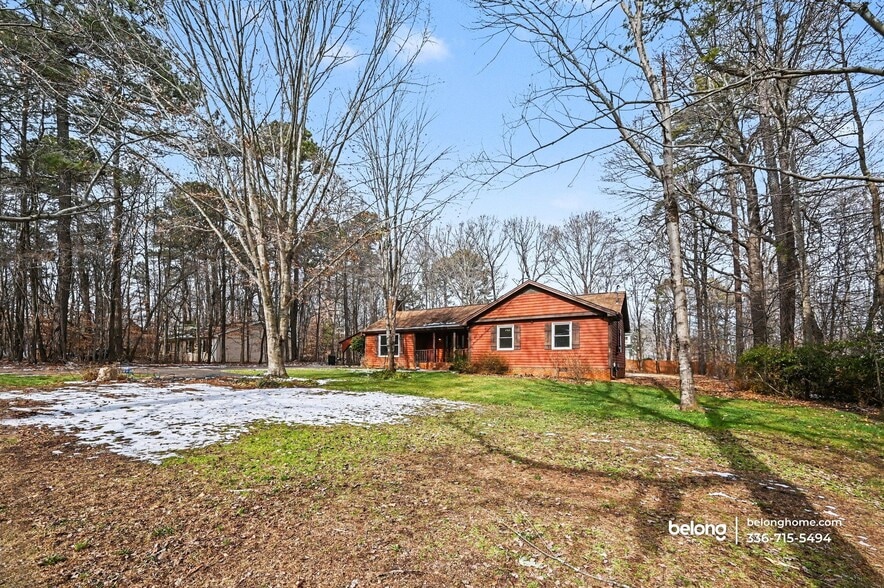 Building Photo - 11209 Crestmont Dr