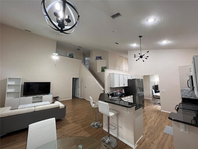 Building Photo - 755 Riggs Cir