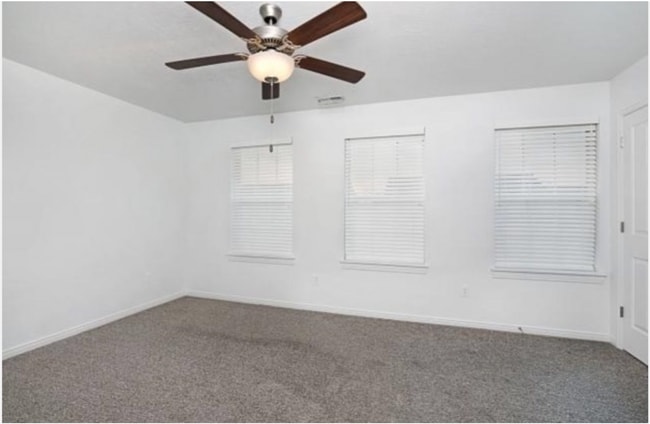 Building Photo - Beautiful Townhome in Prime Provo Location