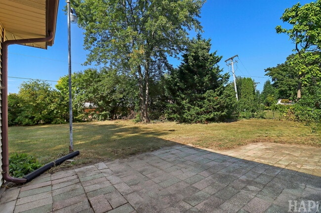 Building Photo - 4012 Pleasant Valley Blvd