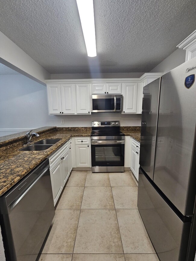 Building Photo - 1540 Windorah Way