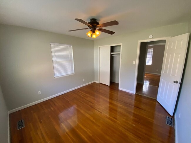Building Photo - 4029 Stone Dr