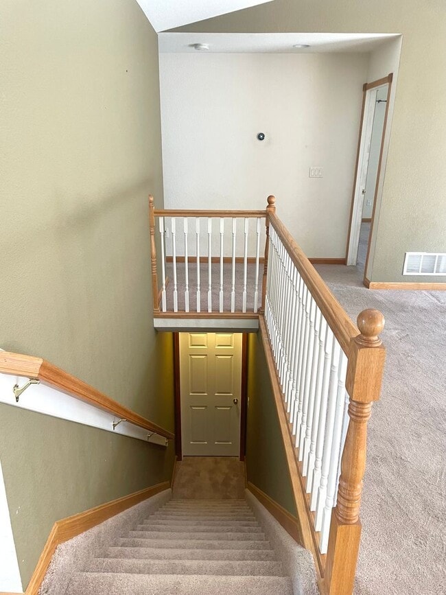 Building Photo - Ranch Home in Great Location