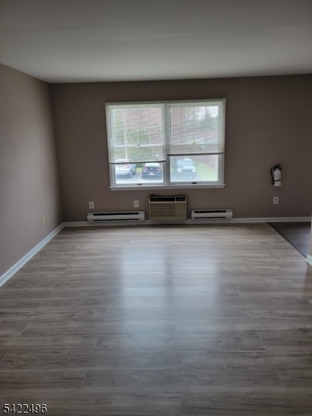 Building Photo - 37 E Main St