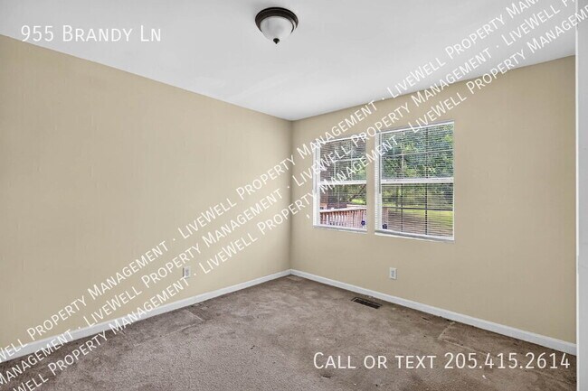 Building Photo - 955 Brandy Ln