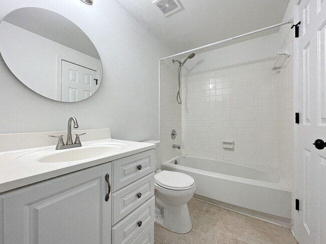 Building Photo - 7328 Summerland Dr